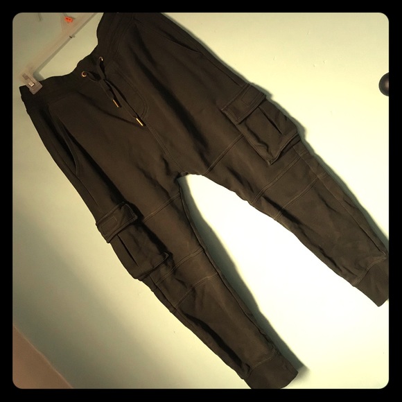 olive green cargo joggers mens